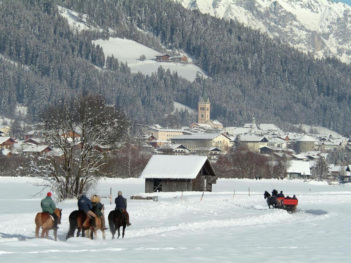 Apartment In Untertauern Near Ski Area Exteriör bild